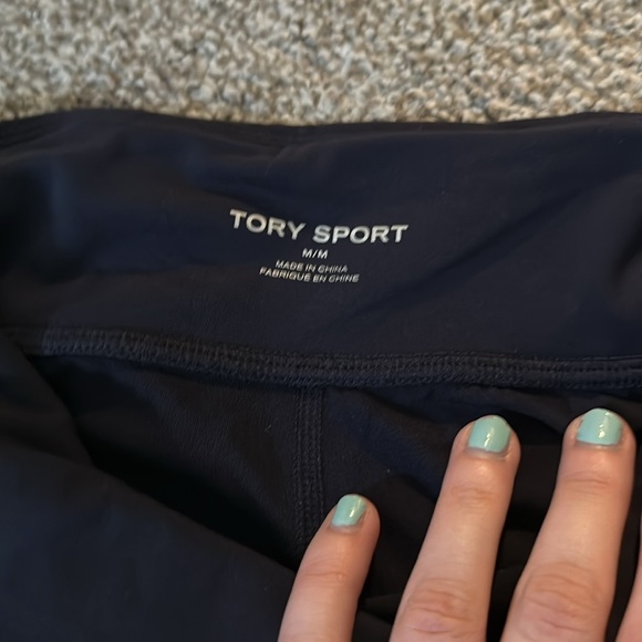 TORY BURCH TORY SPORT NAVY CAPRIS LEGGINGS NWOT - Picture 2 of 3